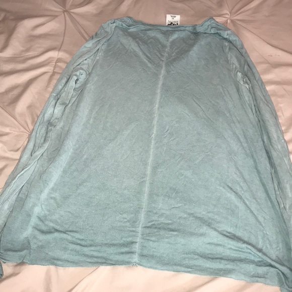 Light blue long sleeve T - Picture 3 of 3